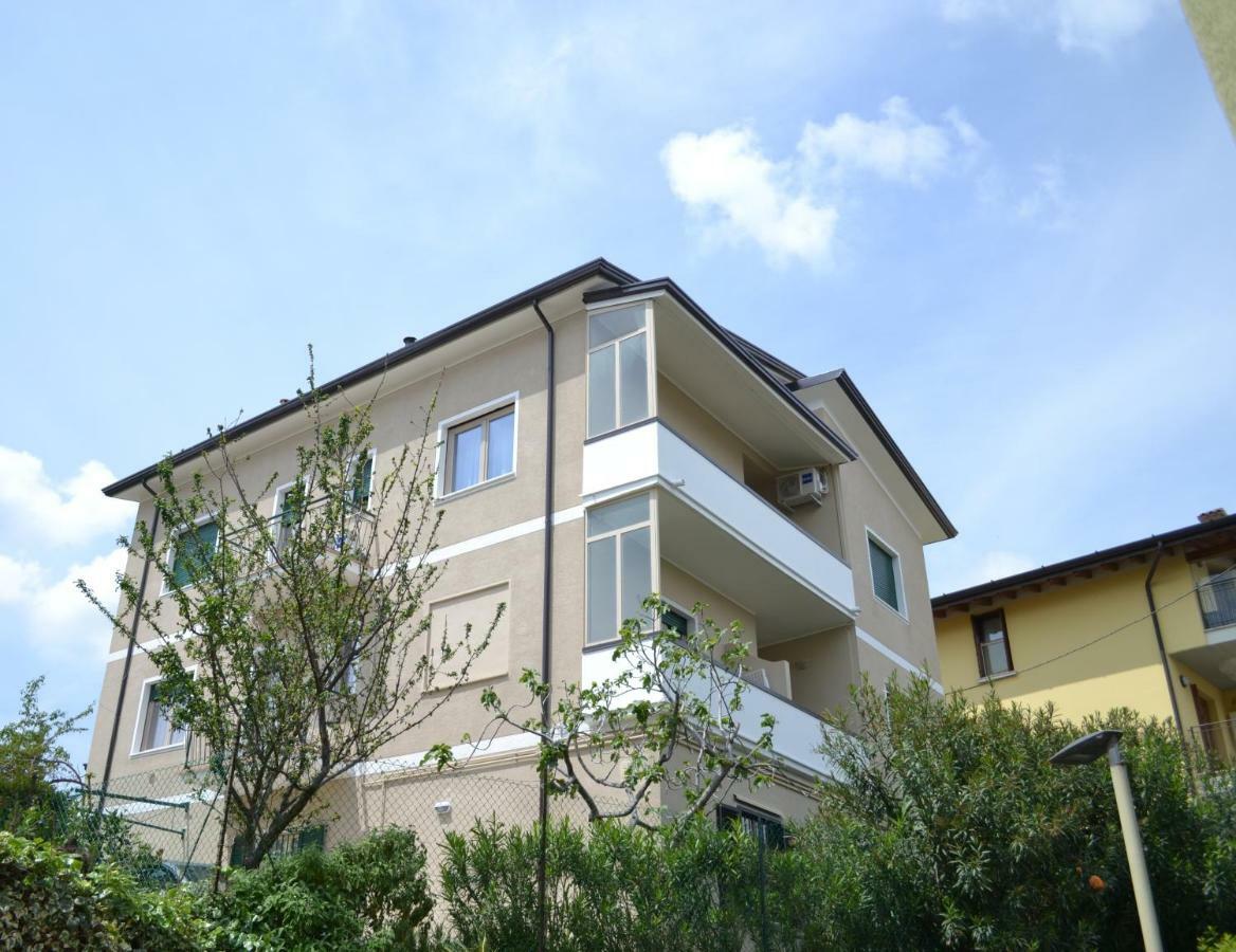 Le Bouganville Apartment Desenzano del Garda Exterior foto