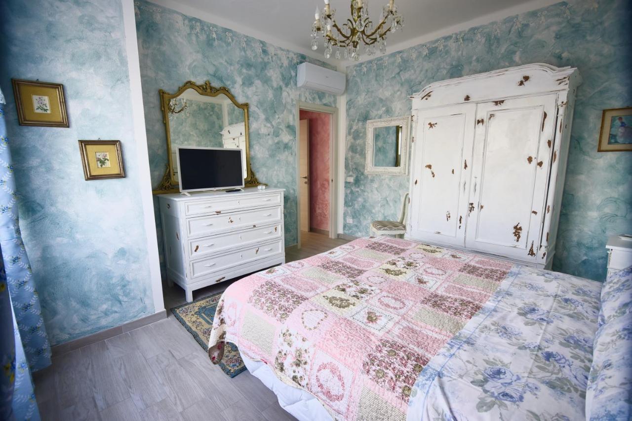 Le Bouganville Apartment Desenzano del Garda Exterior foto